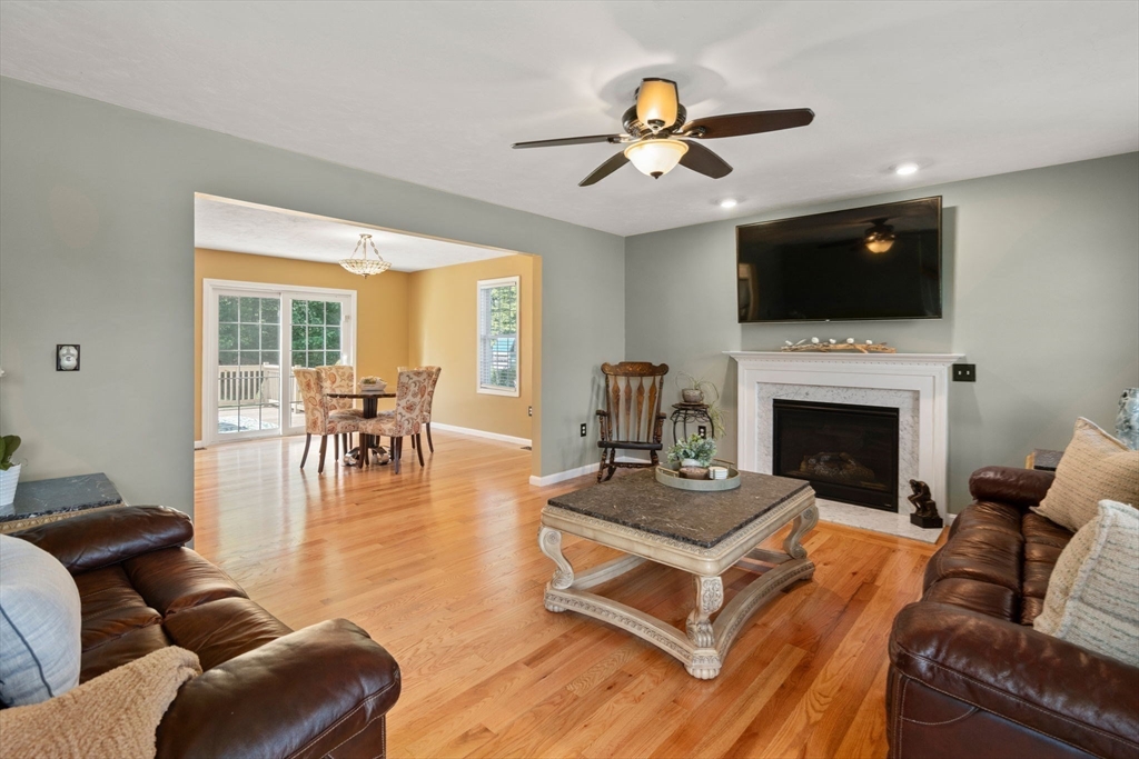 9 Devol Ave