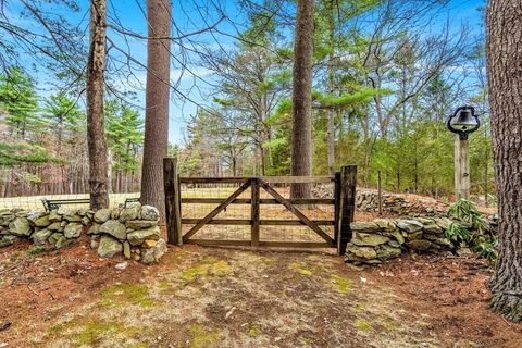 223 Pond St Hopkinton MA 01748