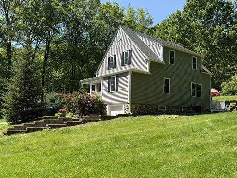 634 Oxford St S Auburn MA 01501