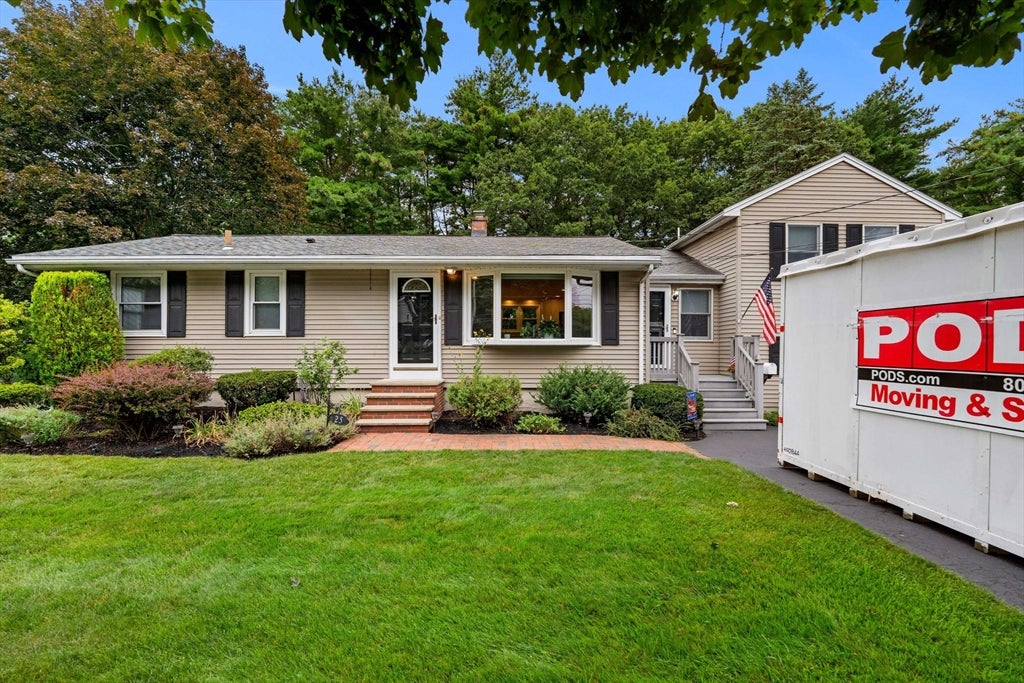 25 Glen Drive
