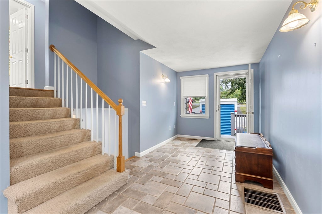 25 Glen Drive, Peabody, MA Photo #27