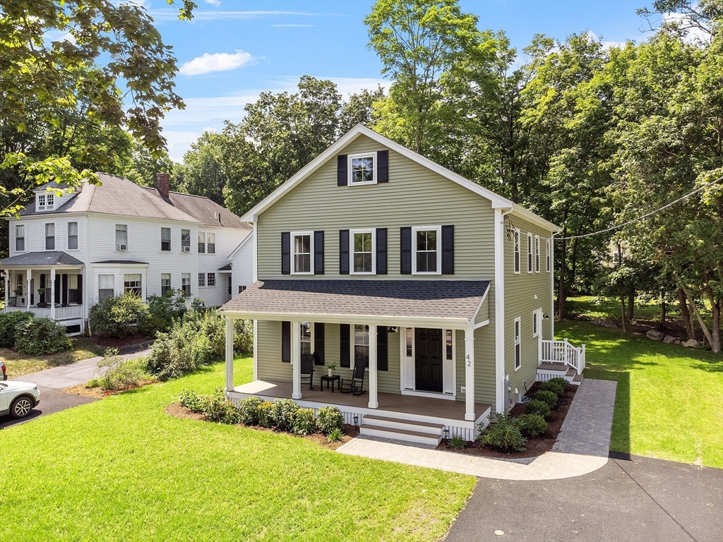 42 Hillside Ave