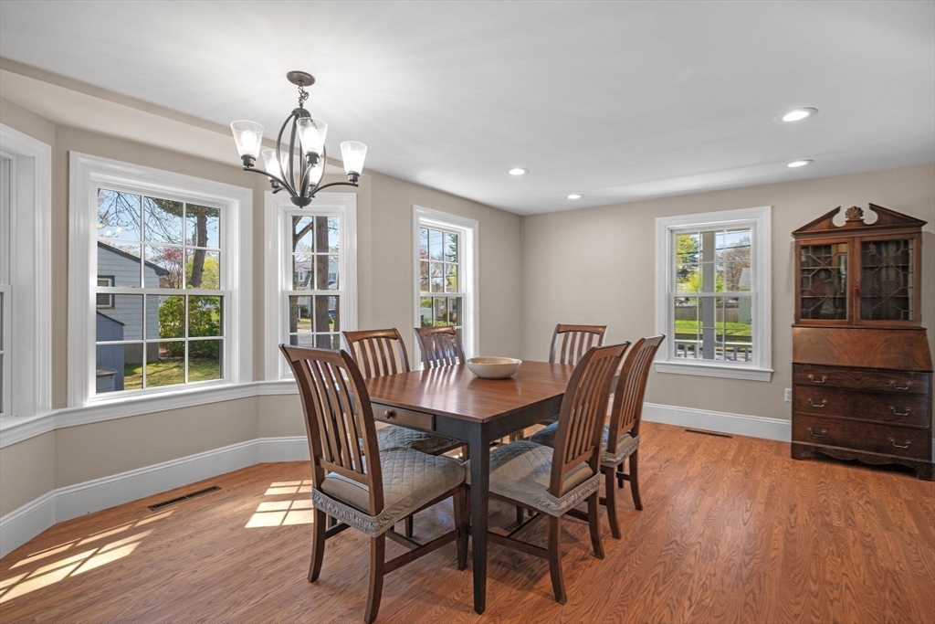 18 Cedarcrest Rd