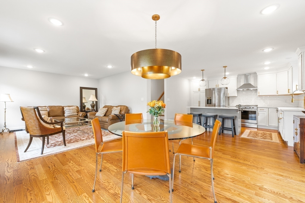 8 N Pleasant St 8