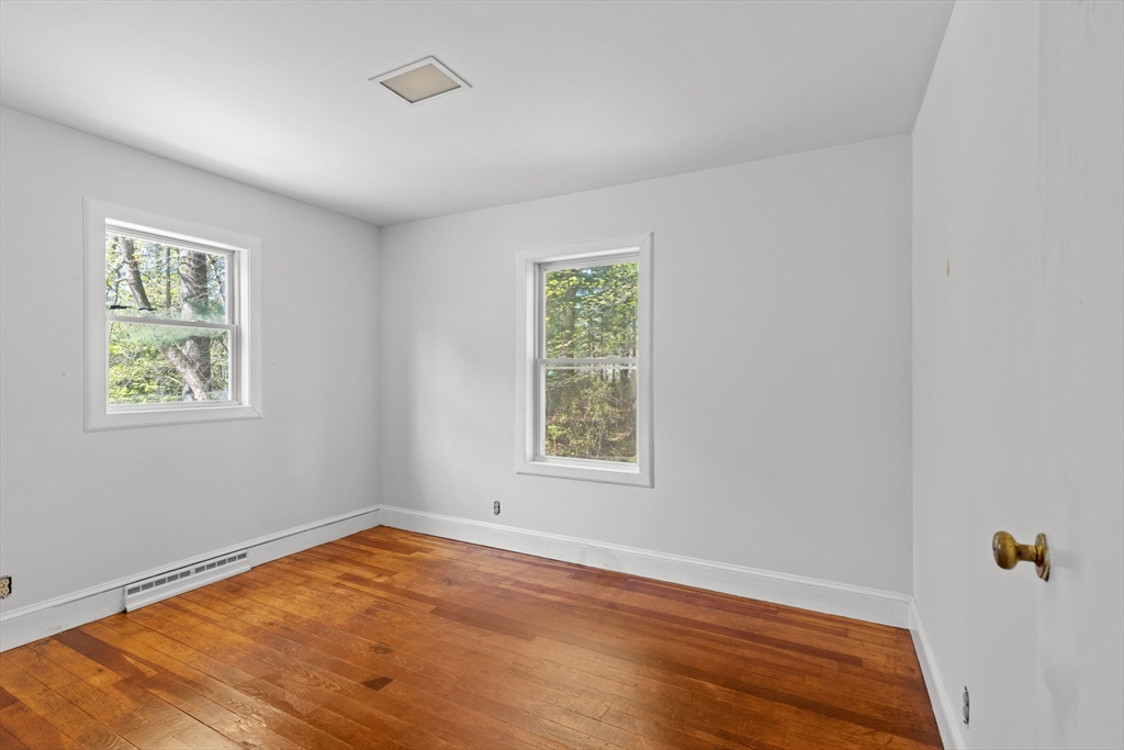 52 Clear Pond Rd, Lakeville, MA Photo #9