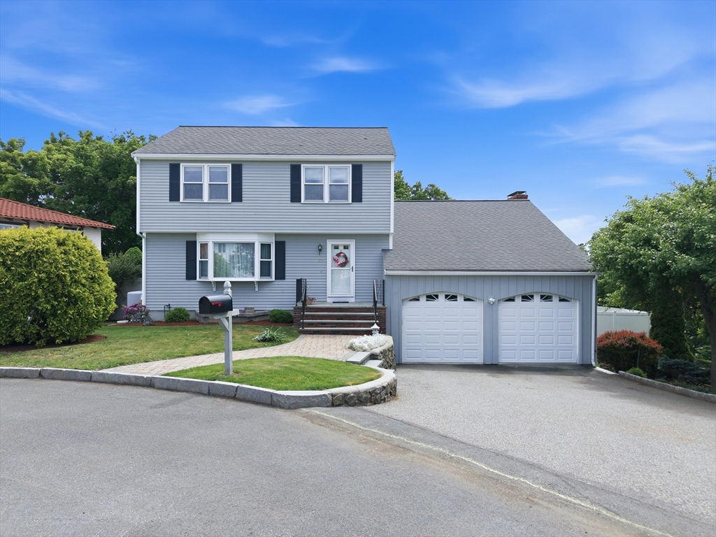12 Thomas Cir