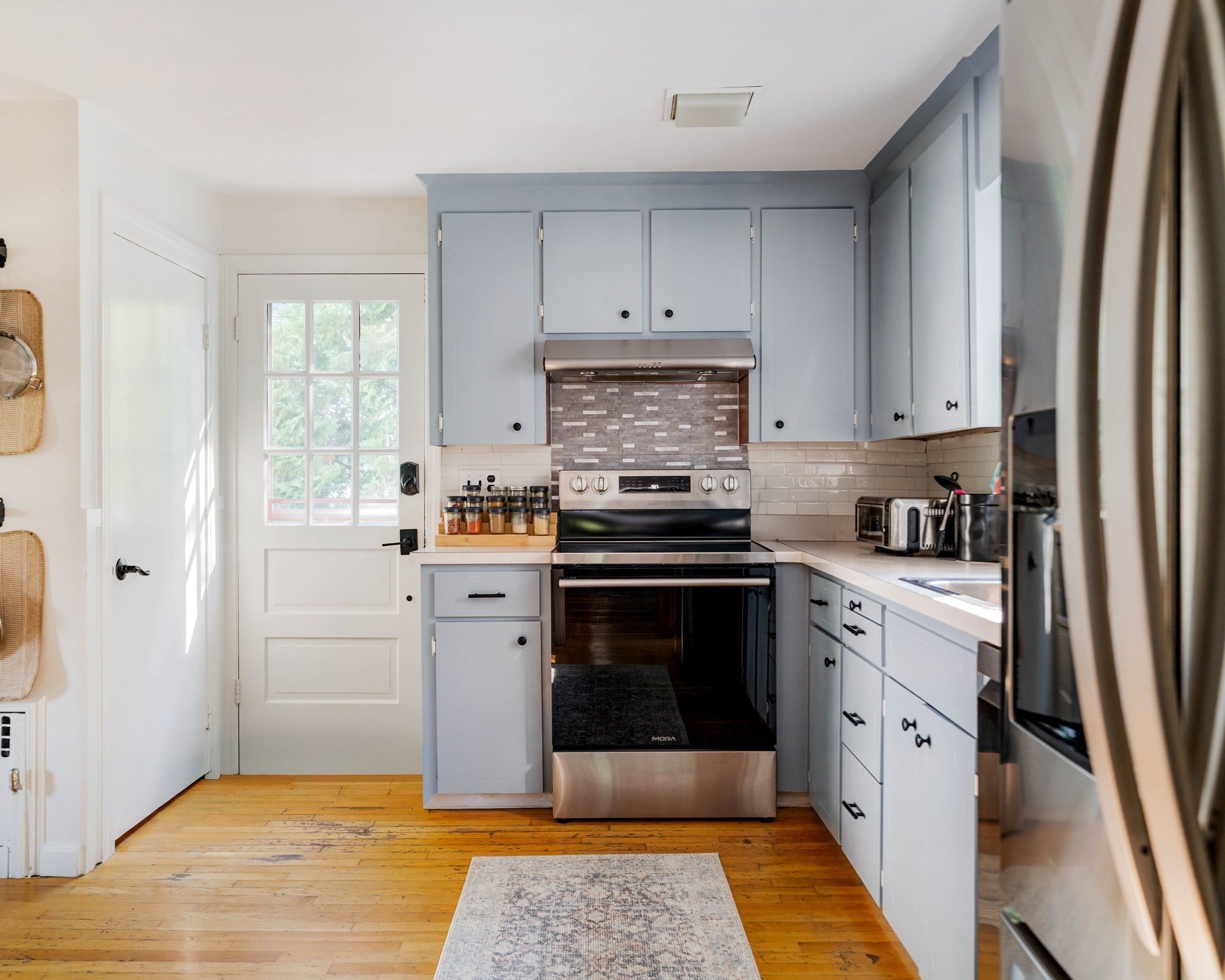 26 Elmwood Ave