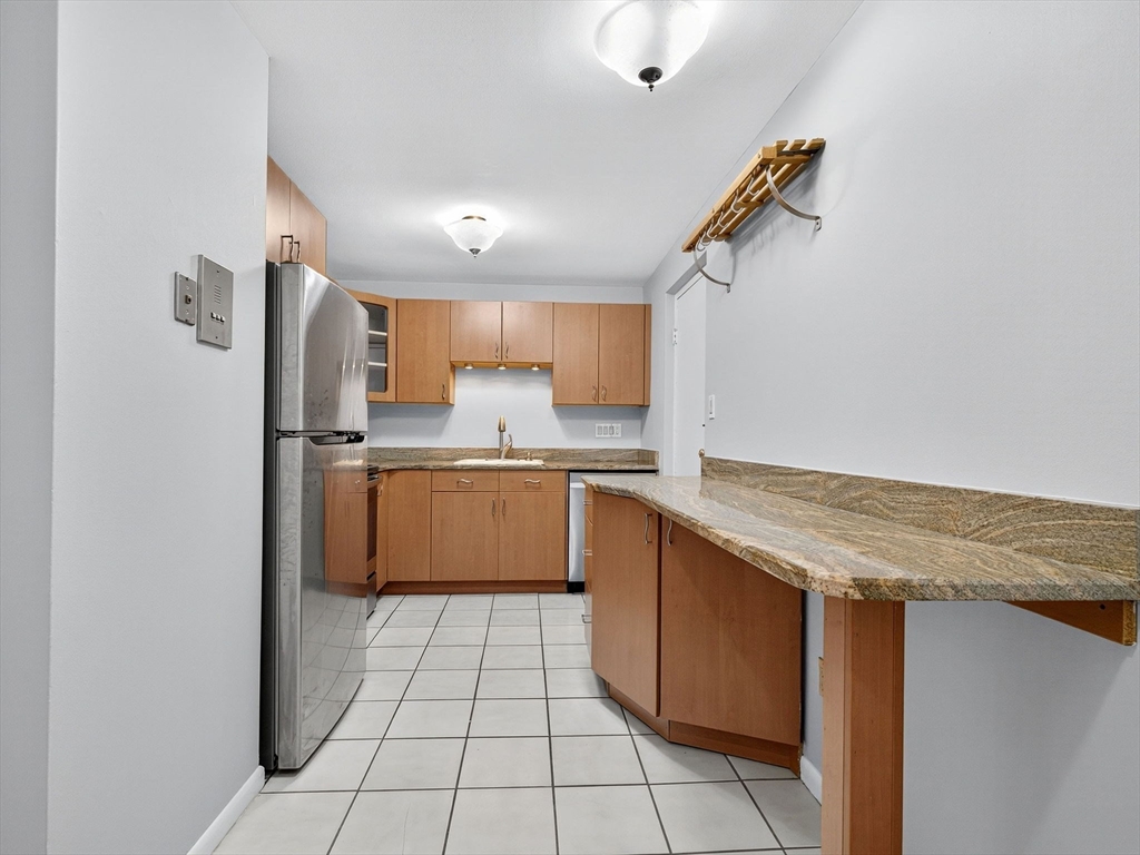 2323 Washington St 1-6