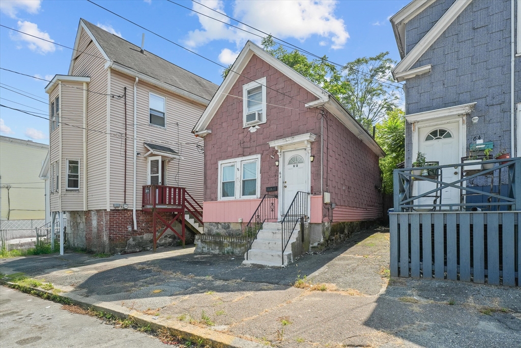 58-64 Railroad St