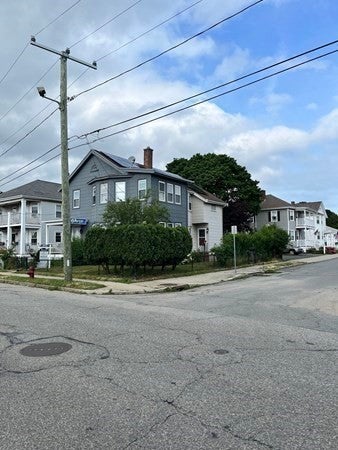 71 Sycamore St, Fairhaven, MA Photo #18