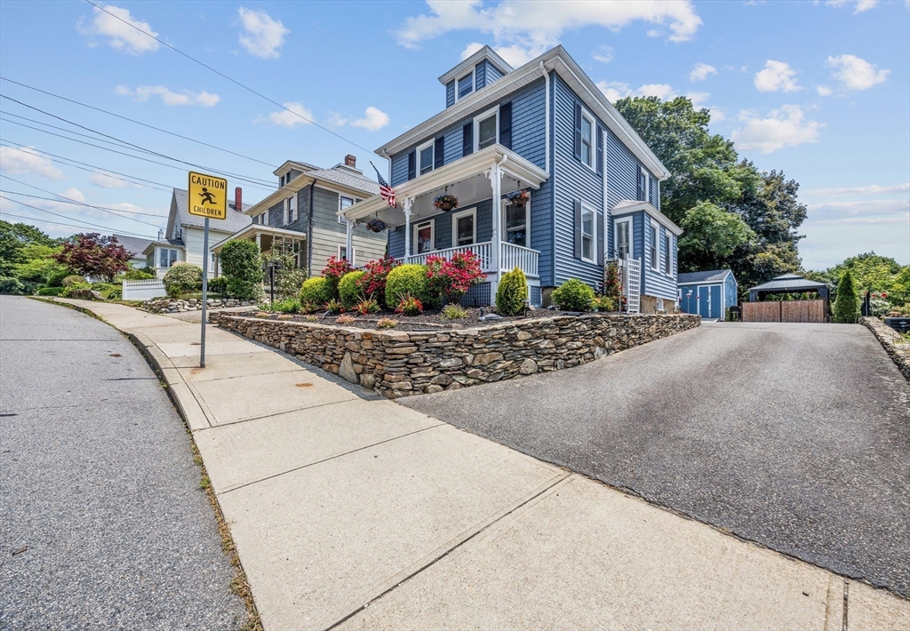 28 Davis Street