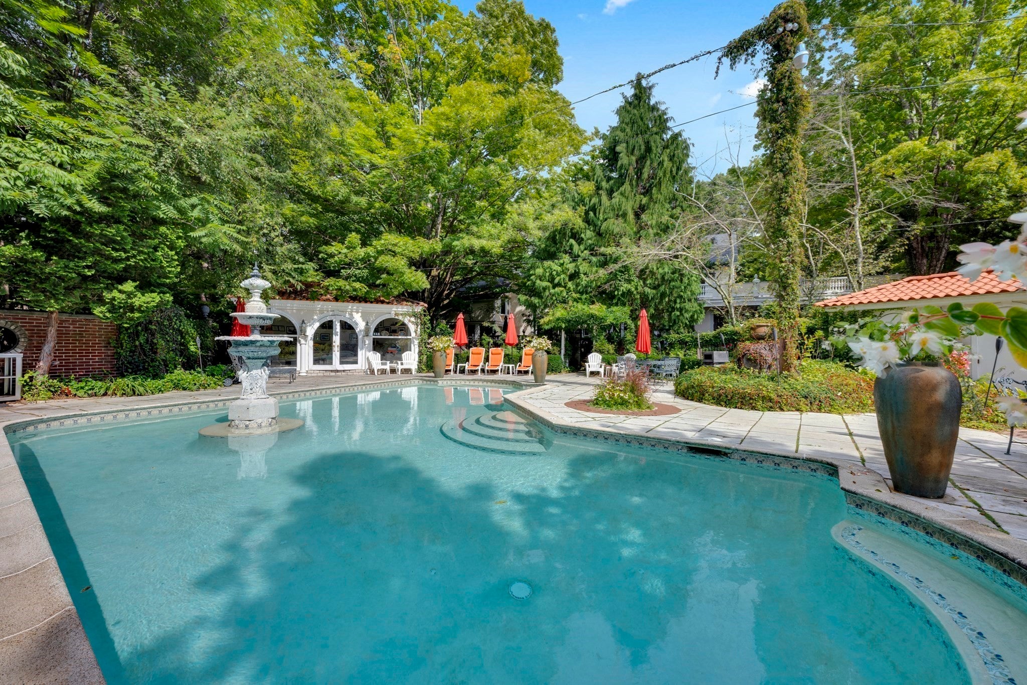 87 E Holland Brimfield Rd, Brimfield, MA Photo #10