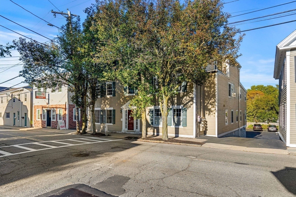 158 Merrimac Street 3