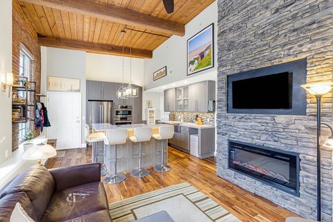 Photo of 53 Warren St #321, Newburyport, MA 01950 (MLS # 73476231)