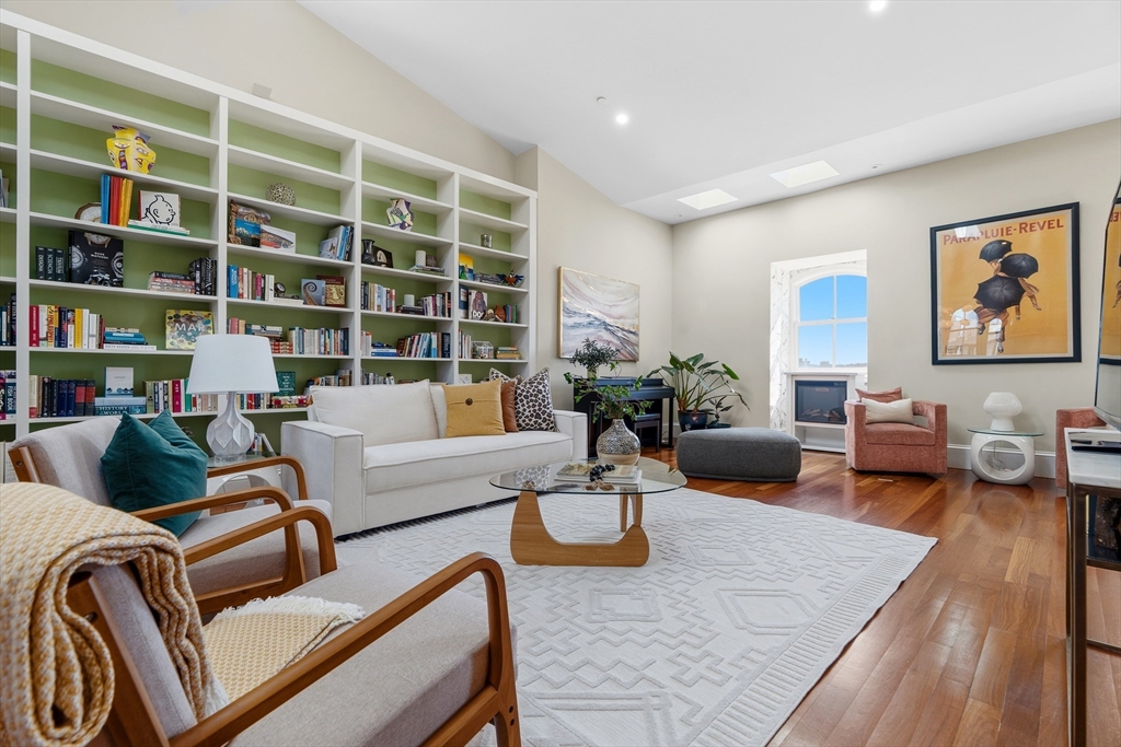 531 Massachusetts Ave 3
