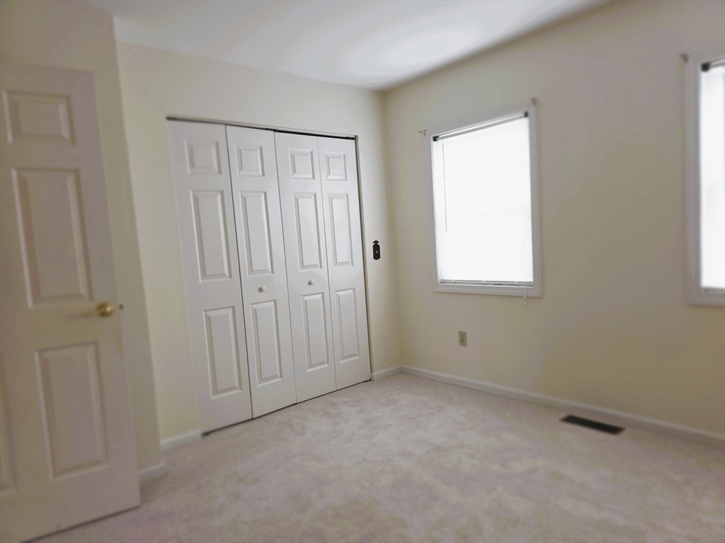 41 Juniperwood Dr, Haverhill, MA Photo #16