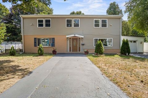 28 Eustis Saugus MA 01906