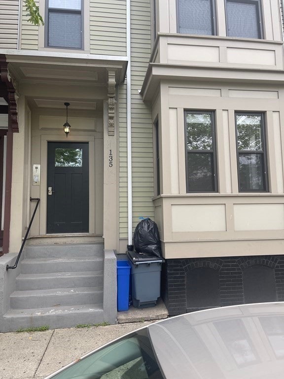 135 Havre St #1, Boston, MA, 135 Havre St #1, Boston, MA Photo #1