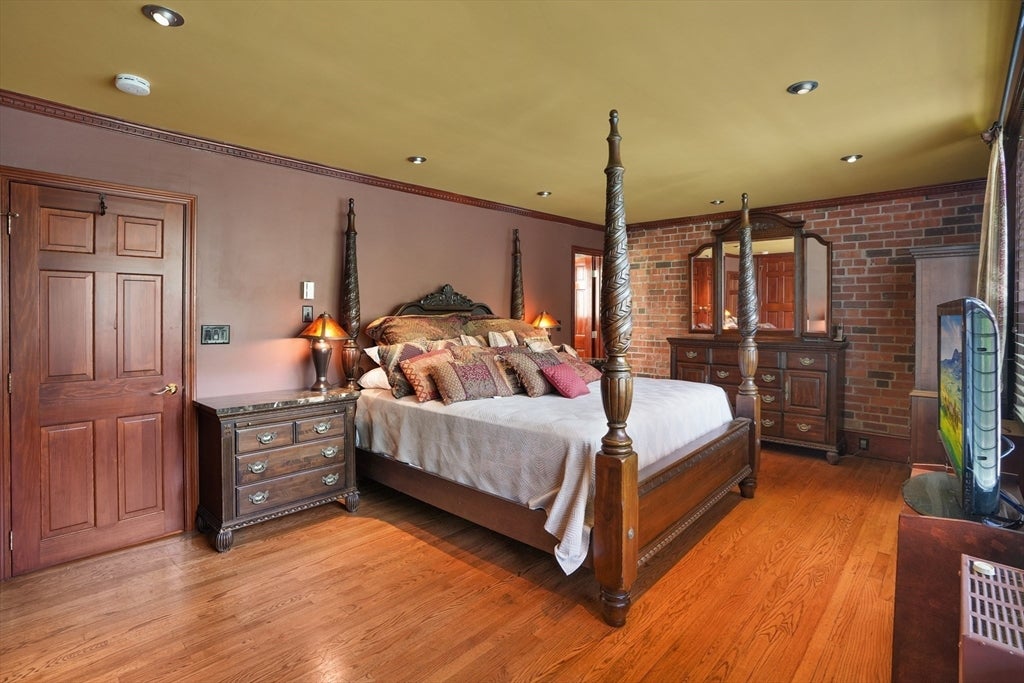 131 Perkins ST #131, Boston, MA Photo #9