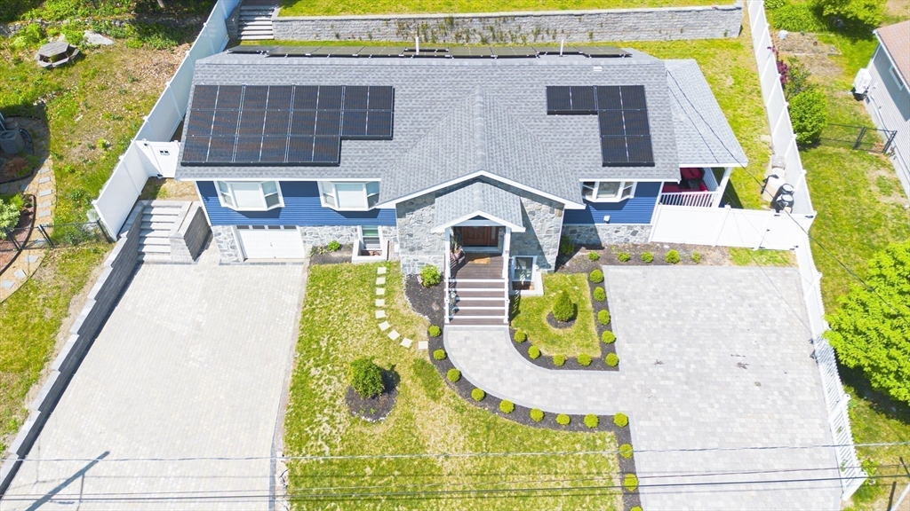 11 Bacon Dr
