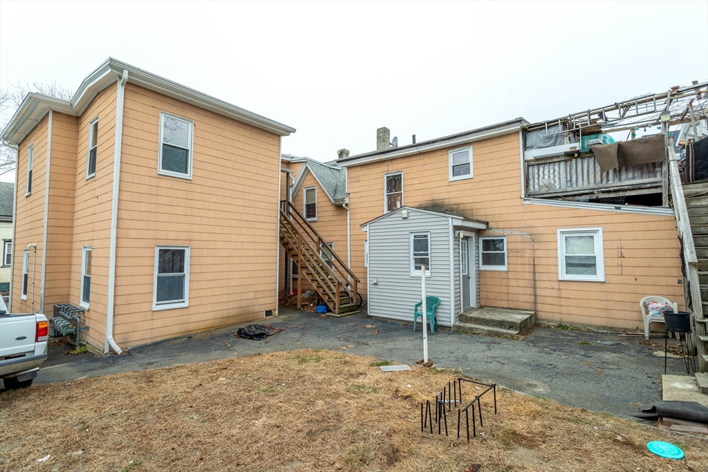 10 Morris St