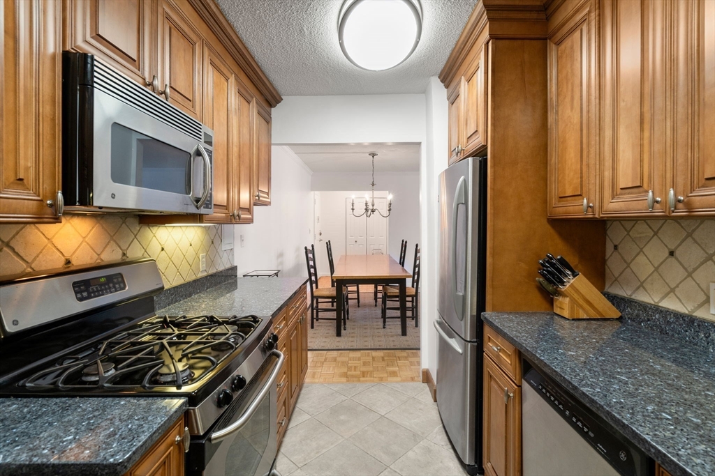 33 Pond Avenue 405