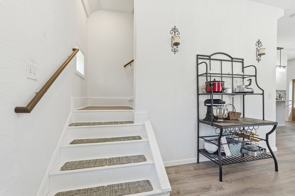 54 Taylor St, Granby, MA Photo #17