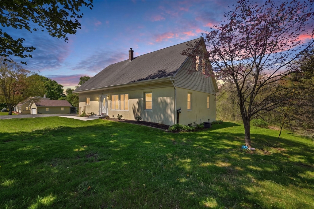 54 Taylor St, Granby, MA Photo #38