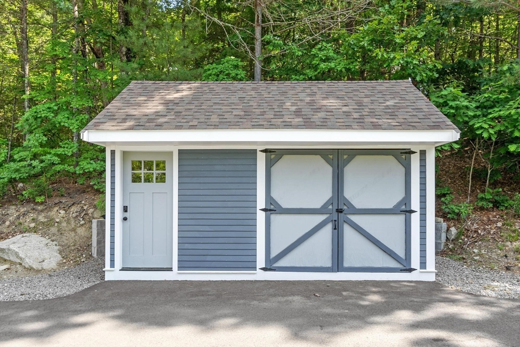 8 Stearns Road
