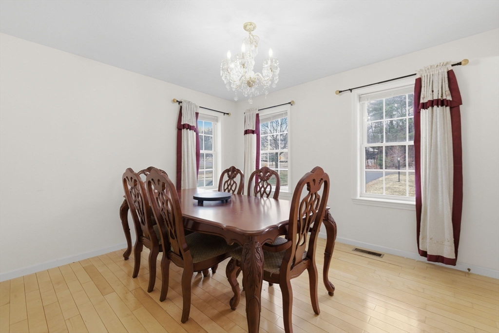 16 Windsor Rd