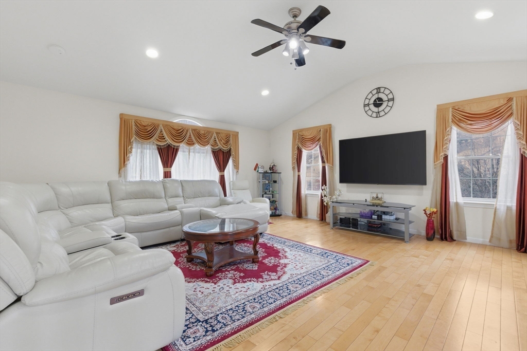 16 Windsor Rd