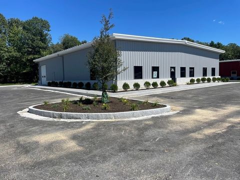 Photo of 66 Airport Blvd #5, Marlborough, MA 01752 (MLS # 73438940)