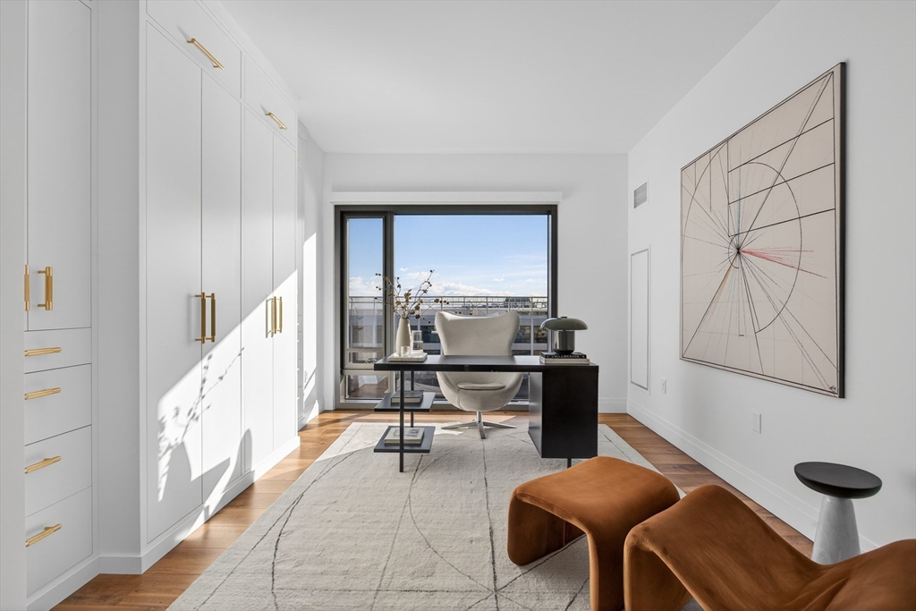 300 Pier 4 Boulevard 6D