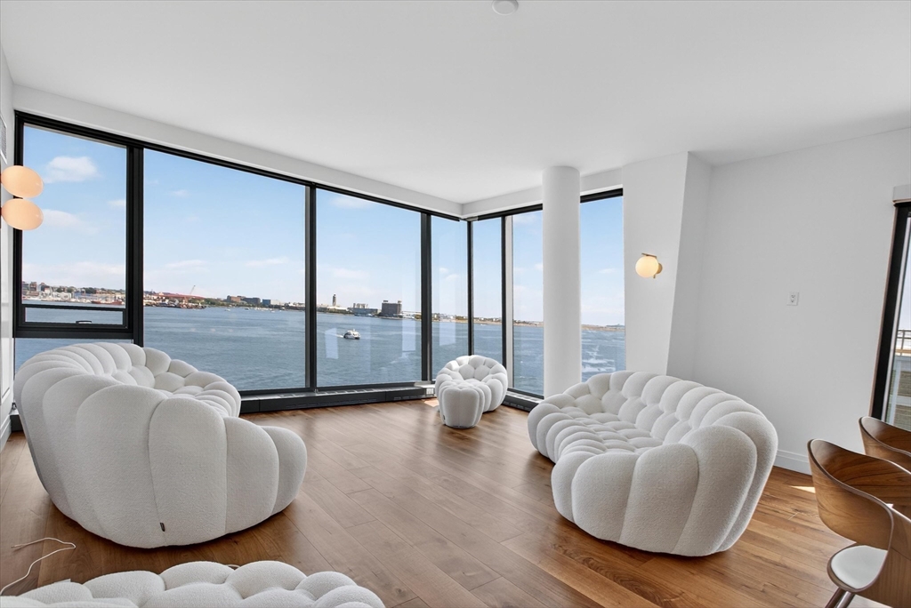 300 Pier 4 Boulevard 6D