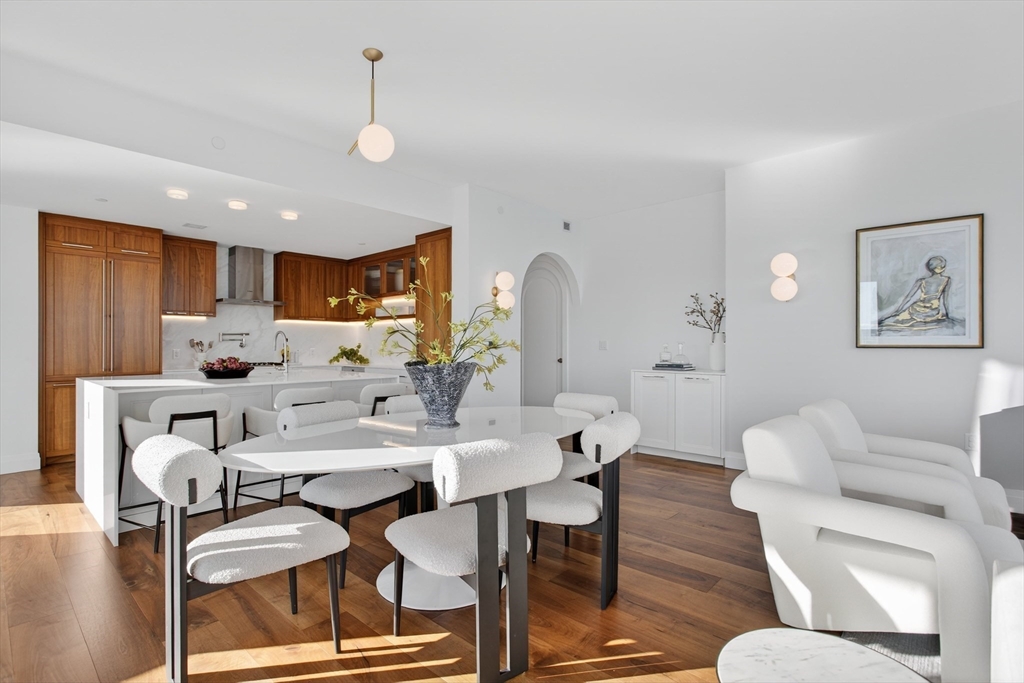 300 Pier 4 Boulevard 6D