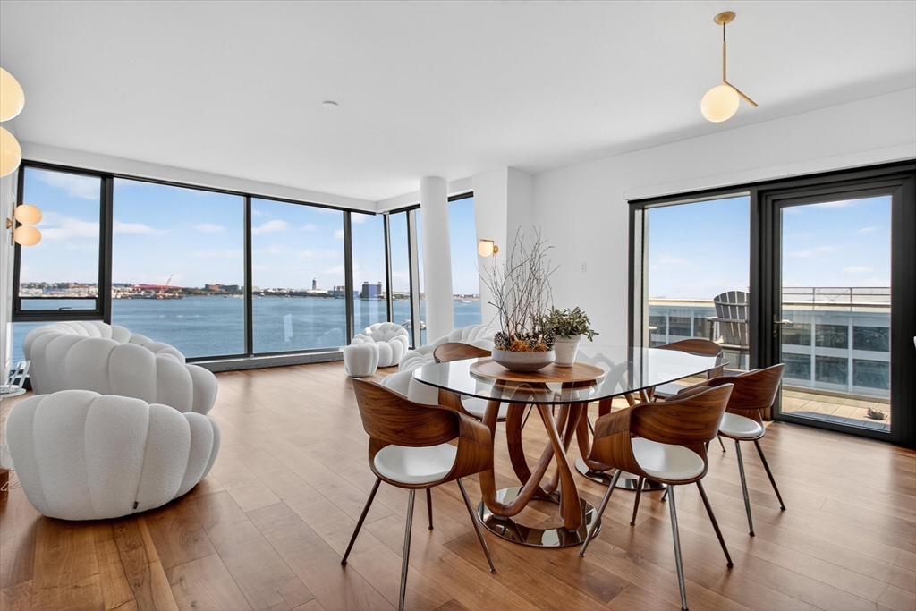 300 Pier 4 Boulevard 6D