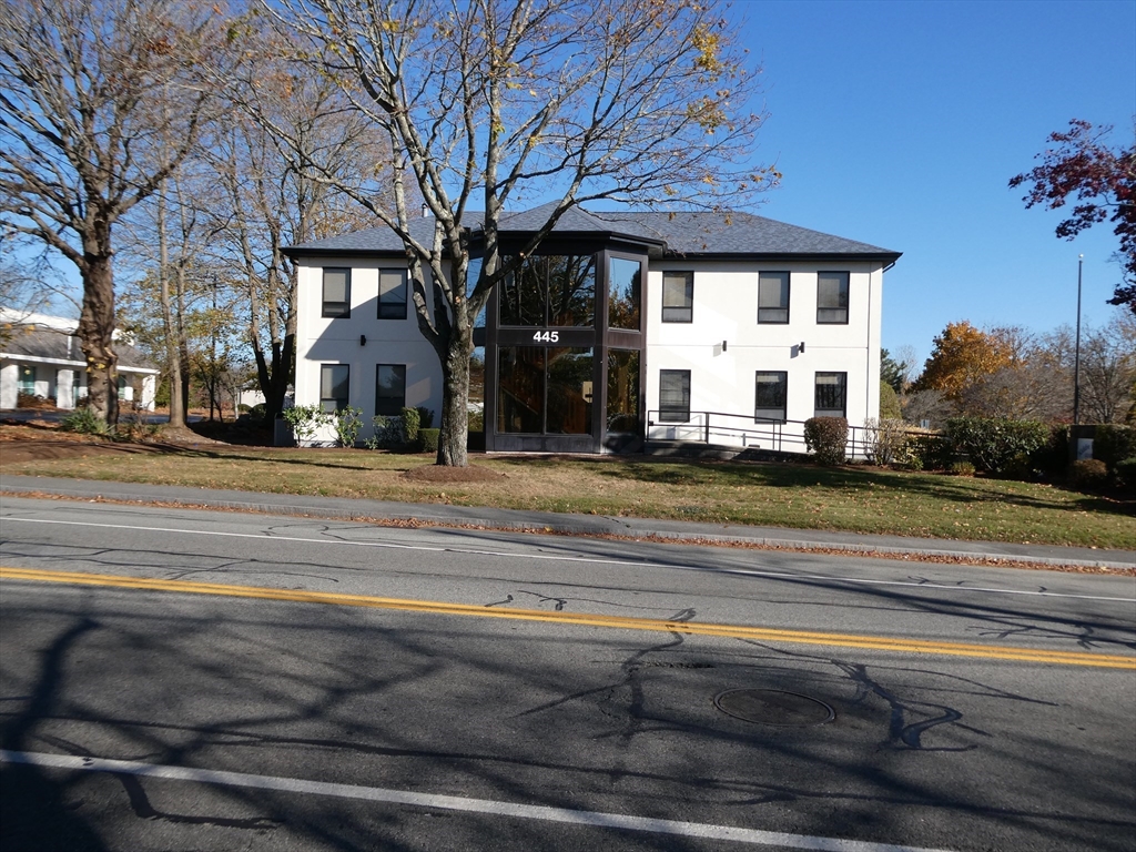 445 Faunce Corner Rd