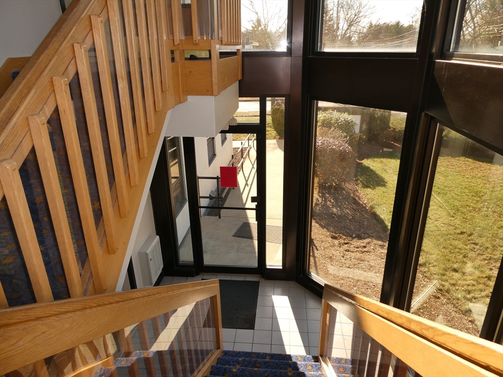 445 Faunce Corner Rd