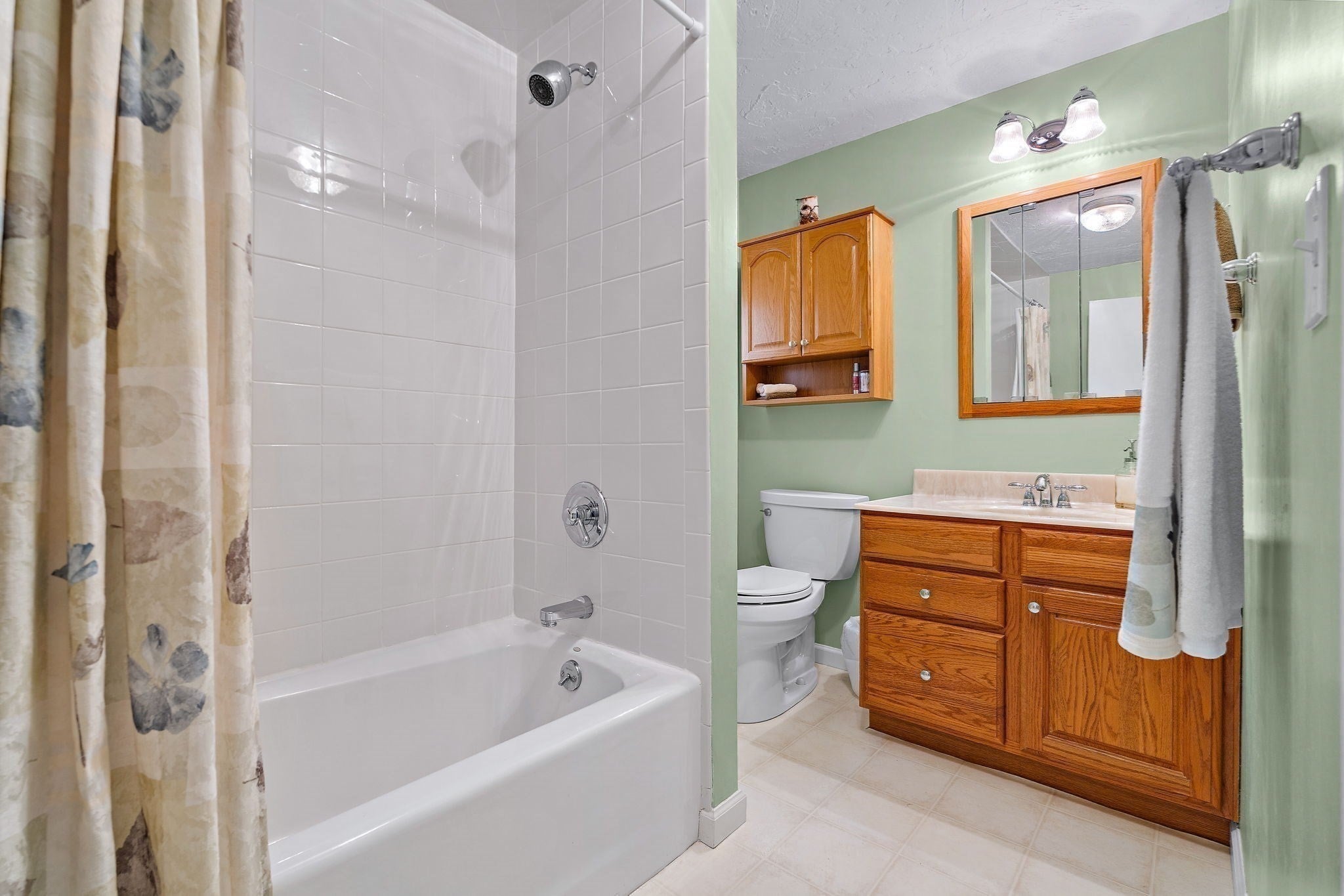 1 Indian Meadow Drive, Northborough, MA, 1 Indian Meadow Drive, Northborough, MA Photo #28
