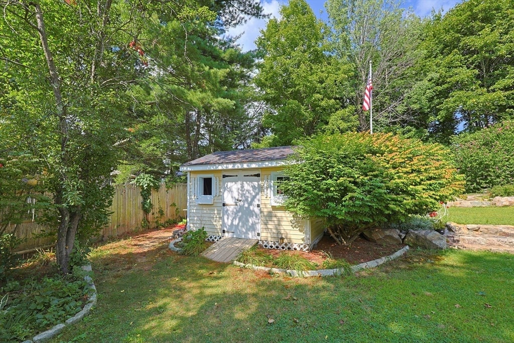 80 Joanne Rd, Stoughton, MA Photo #40