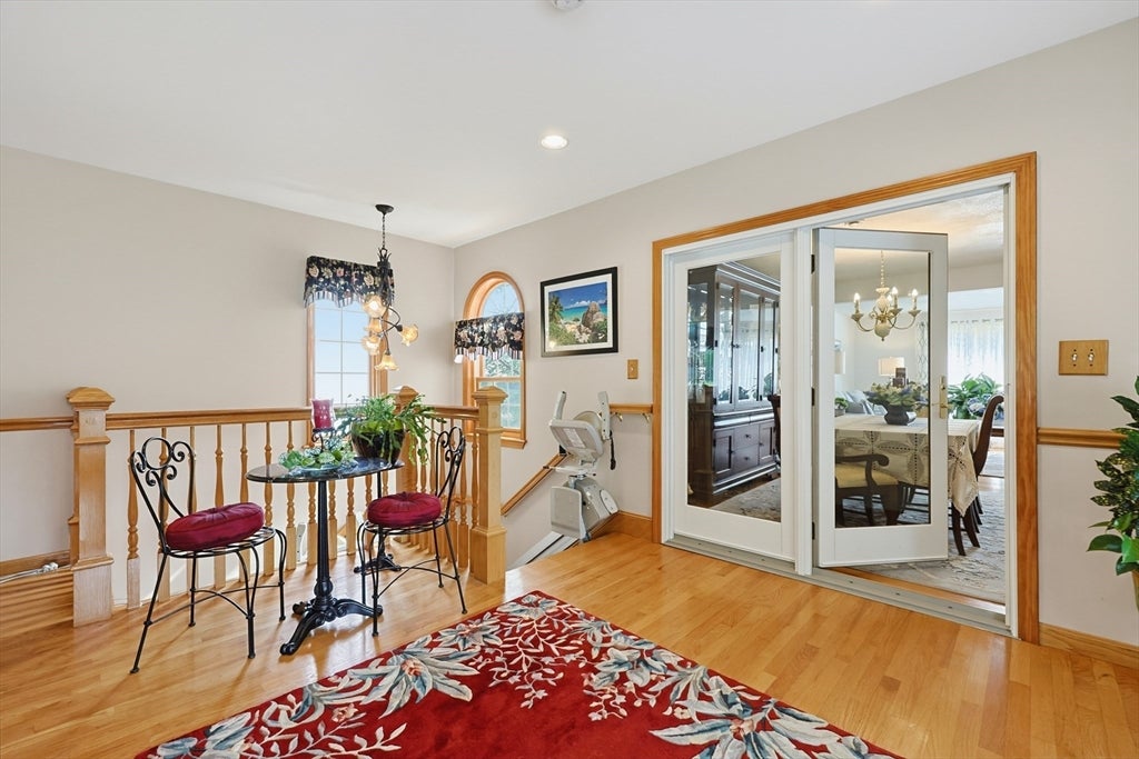 80 Joanne Rd, Stoughton, MA Photo #9
