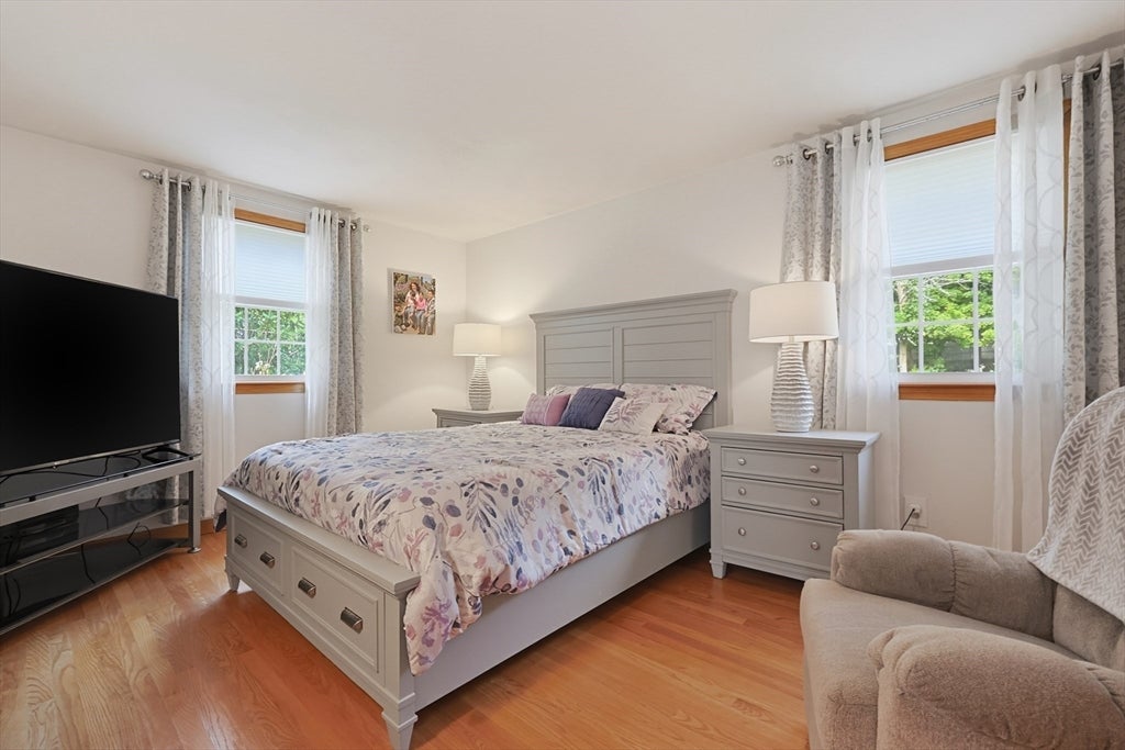 80 Joanne Rd, Stoughton, MA Photo #18