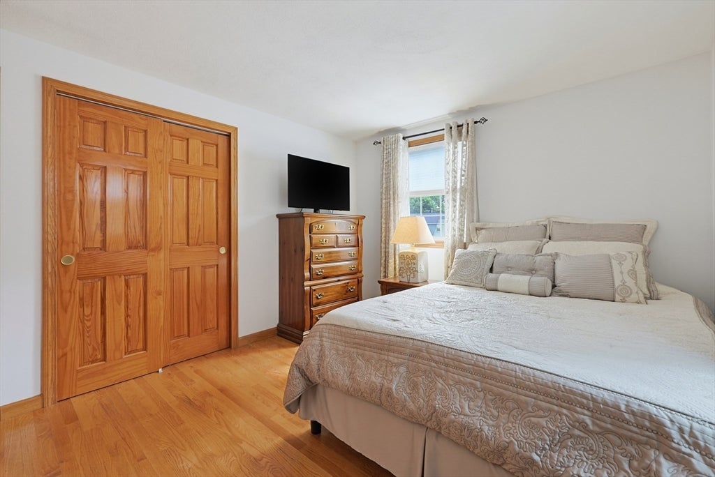 80 Joanne Rd, Stoughton, MA Photo #22