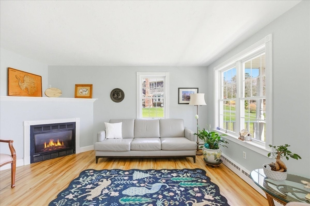 18 White Violet Ln