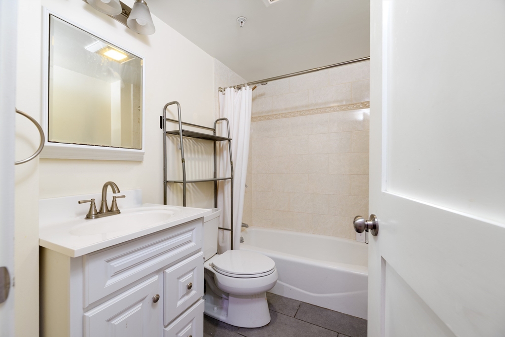 2025 Commonwealth Ave 2