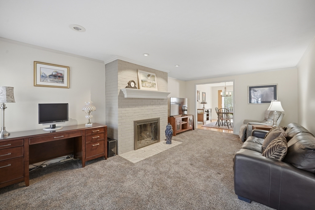 6 Mansion Woods Dr C