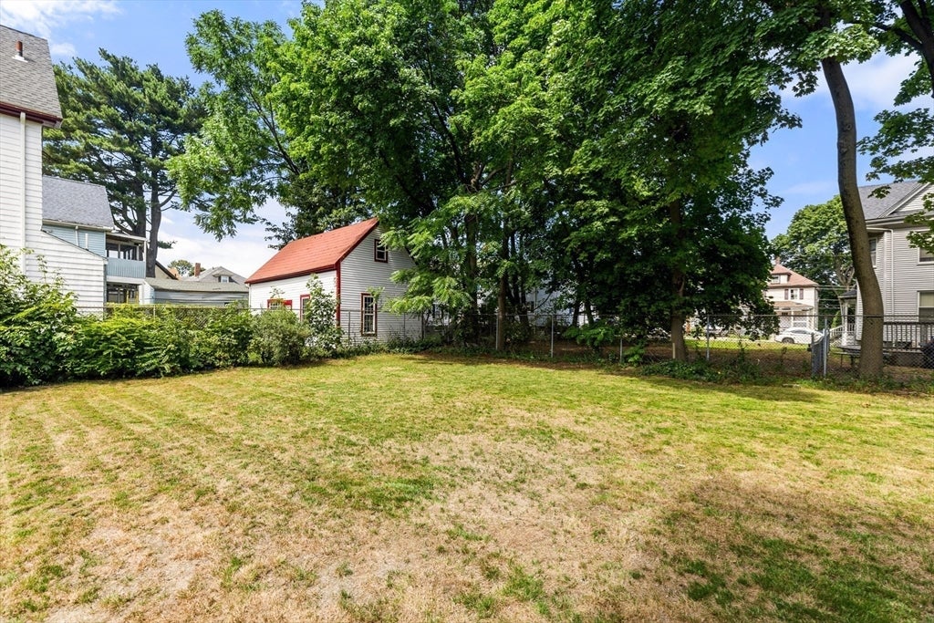 16 Holmfield Ave, Boston, MA Photo #28