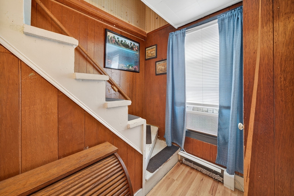 24 Maplewood Ave