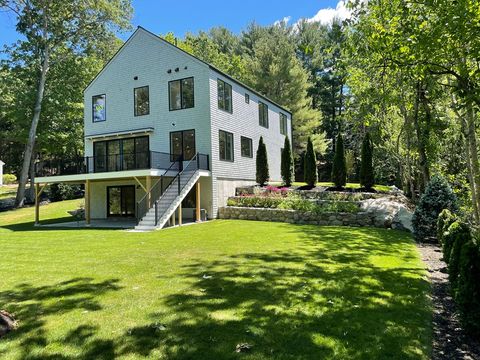 416 Conant Rd Weston MA 02493