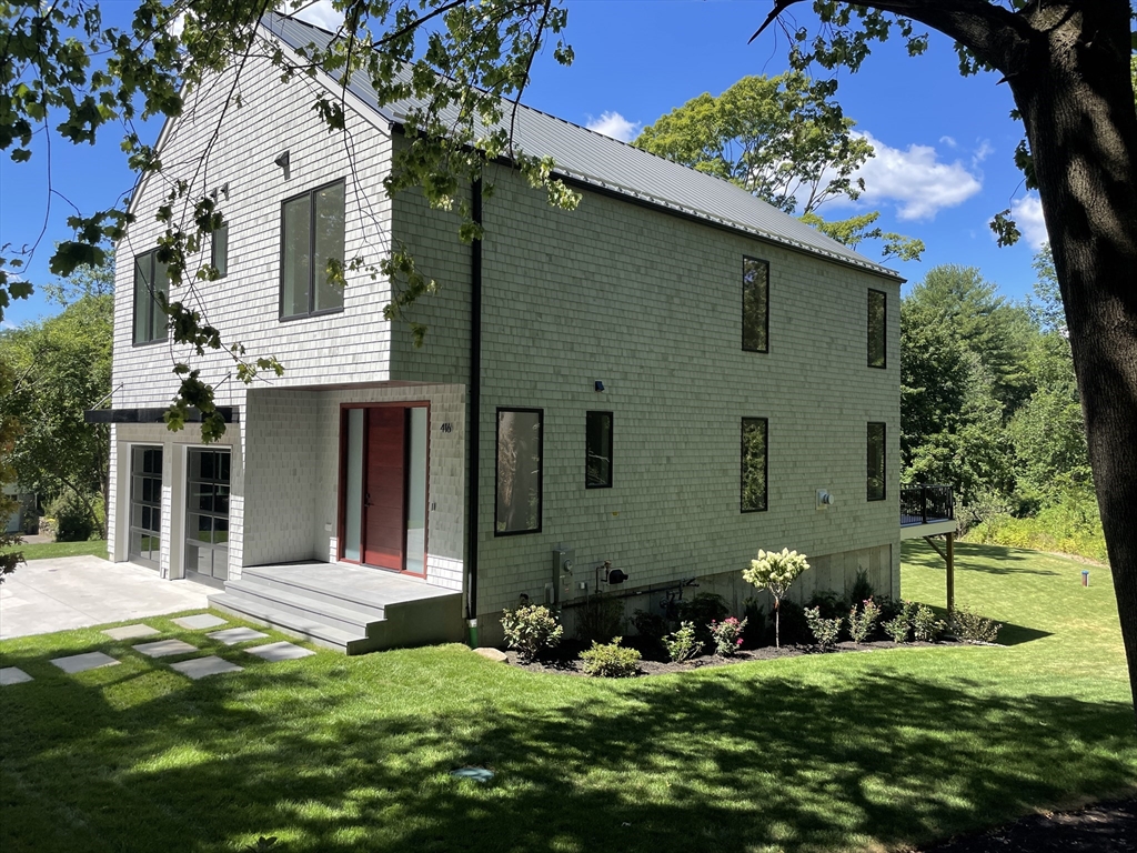 416 Conant Rd